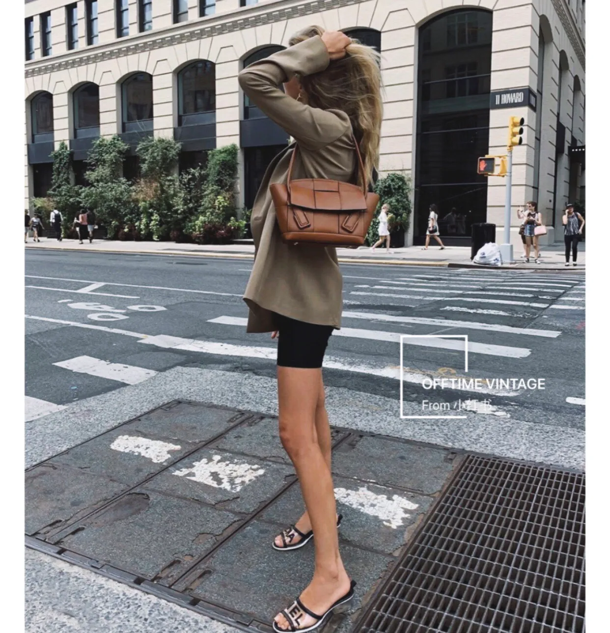 •Arco 33 fashionable essence is launched online with exquisite texture, passionate and impeccable and irreplaceable🤟